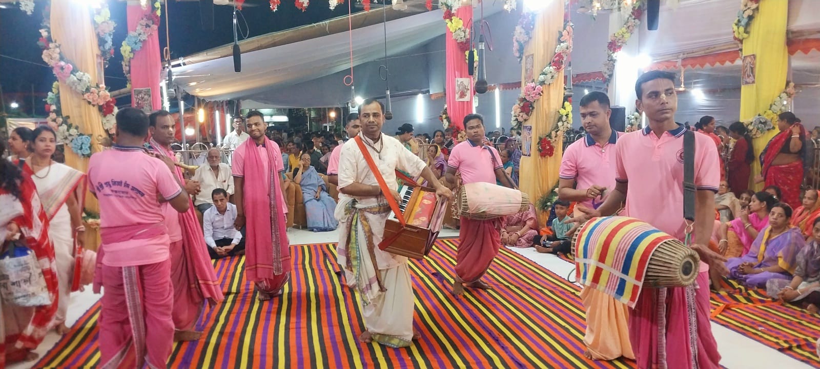 কুমিল্লায় রাজ-রাজেশ্বরী কালী বাড়িতে ২৪ প্রহরব্যাপী হরিনাম মহানামযজ্ঞ আরম্ভ
